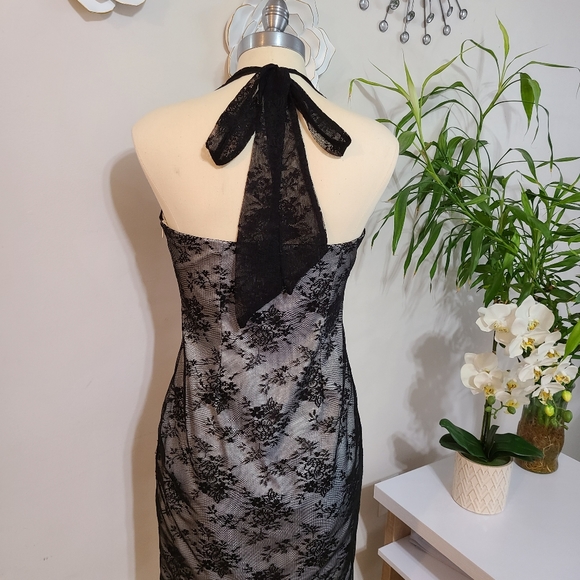 Party and Cocktail Dress - Picture 2 of 10